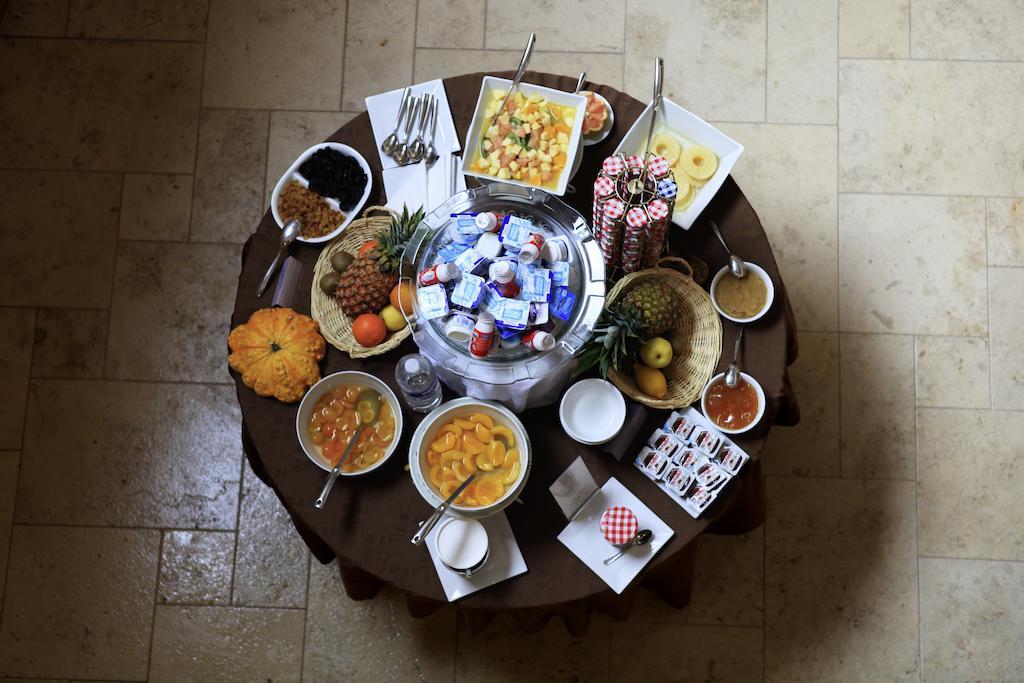 Amiral Hotel Париж Екстериор снимка