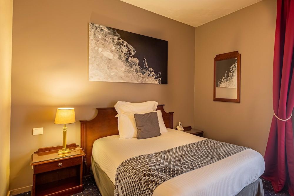 Amiral Hotel Париж Екстериор снимка