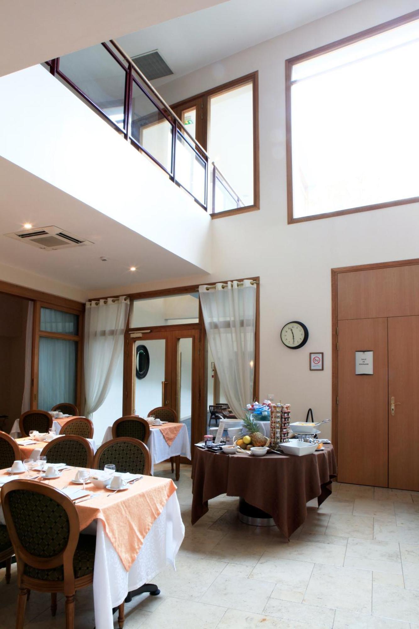 Amiral Hotel Париж Екстериор снимка