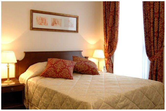 Amiral Hotel Париж Стая снимка