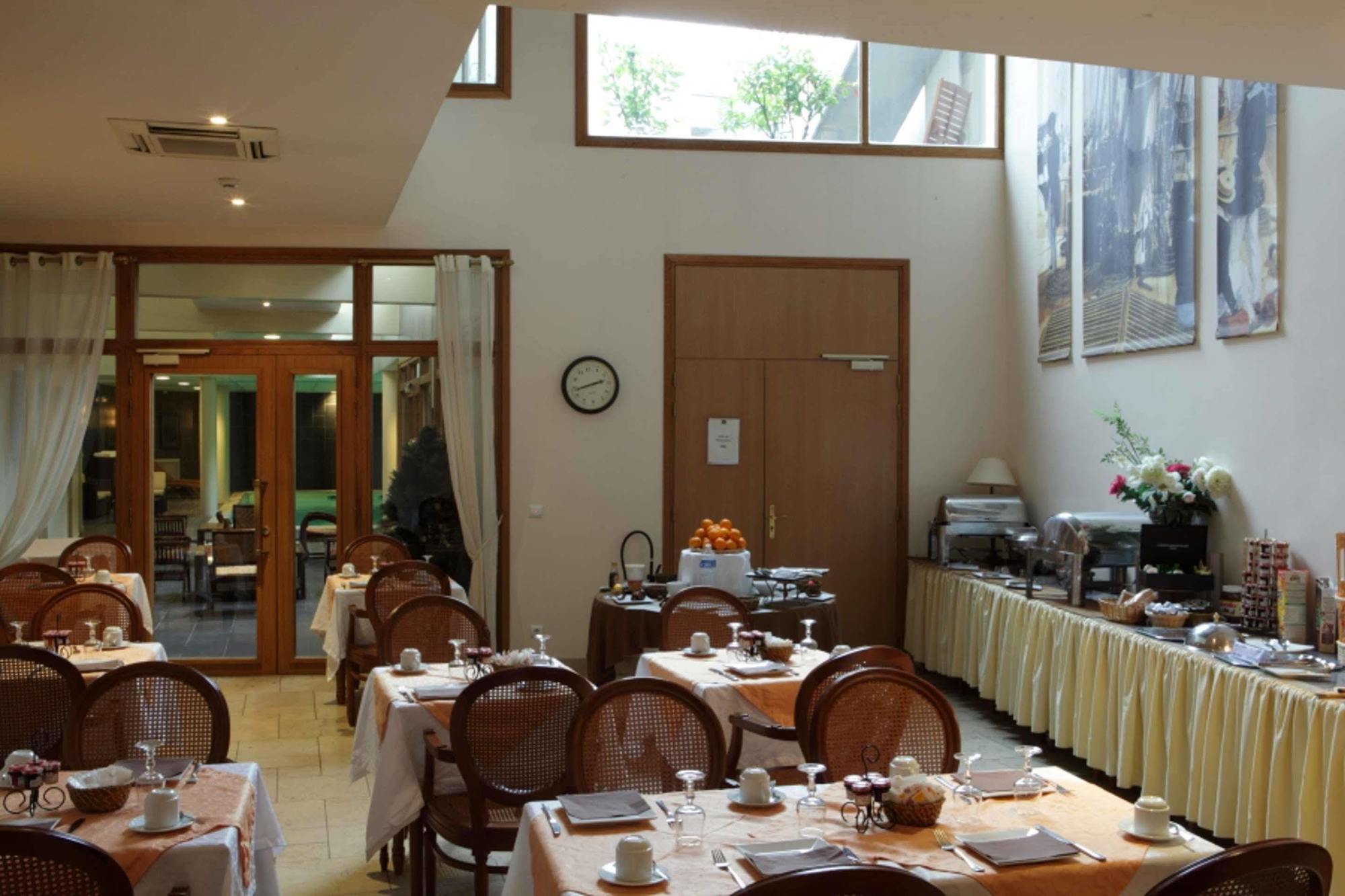 Amiral Hotel Париж Екстериор снимка